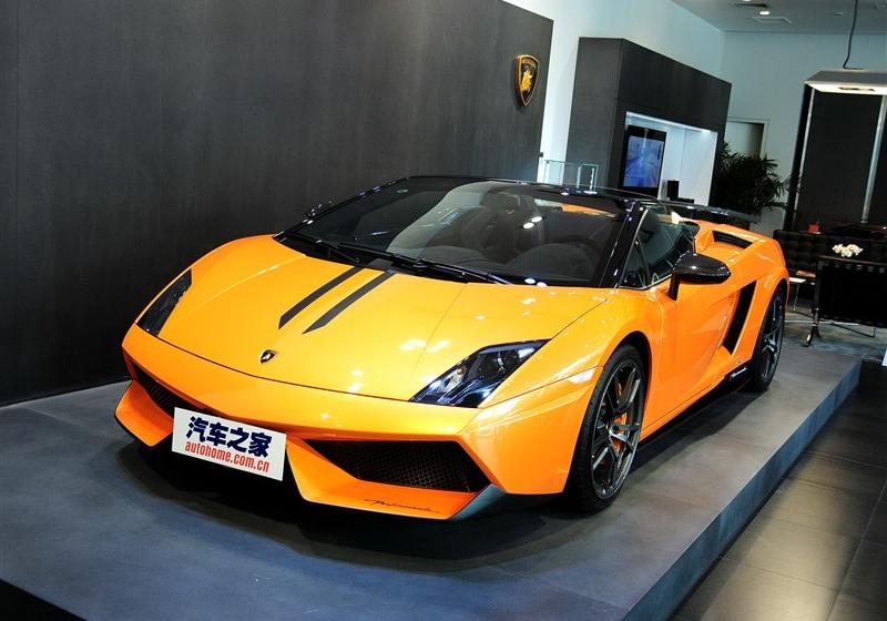兰博基尼 Gallardo 2011款 LP570-4 Spyder Performante