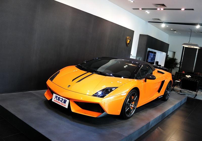 兰博基尼 Gallardo 2011款 LP570-4 Spyder Performante