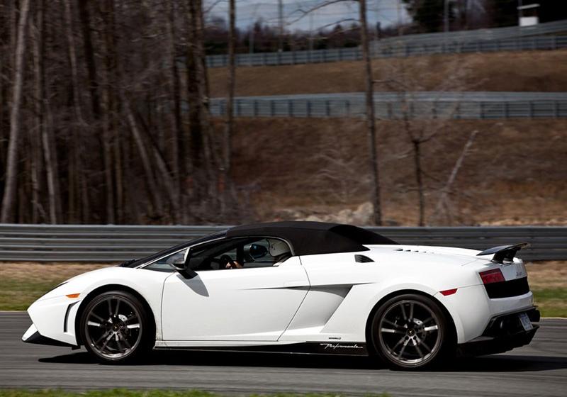 兰博基尼 Gallardo 2011款 LP570-4 Spyder Performante