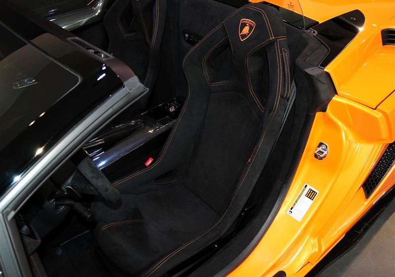 兰博基尼 Gallardo 2011款 LP570-4 Spyder Performante
