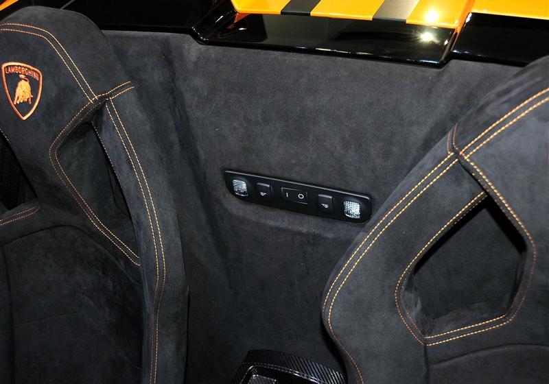 兰博基尼 Gallardo 2011款 LP570-4 Spyder Performante
