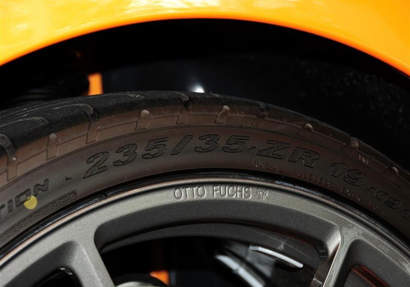 兰博基尼 Gallardo 2011款 LP570-4 Spyder Performante