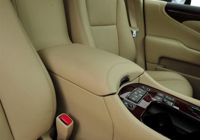 雷克萨斯 雷克萨斯LS 2010款 460L 尊贵加长版