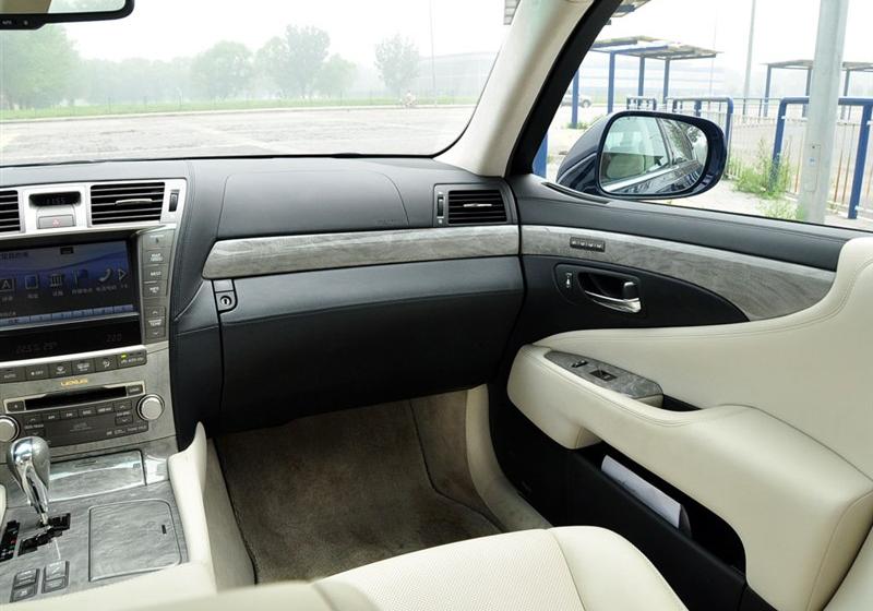 雷克萨斯 雷克萨斯LS 2010款 600hL