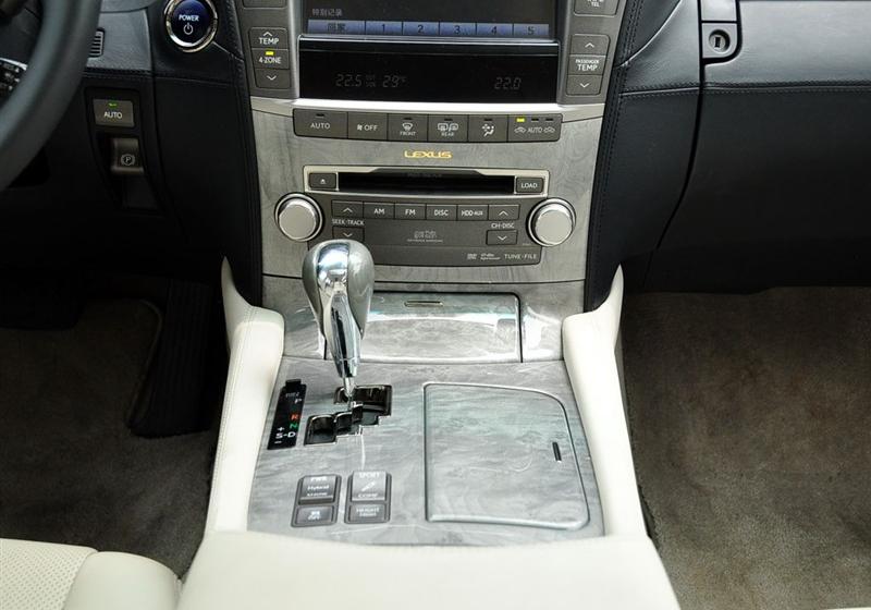 雷克萨斯 雷克萨斯LS 2010款 600hL