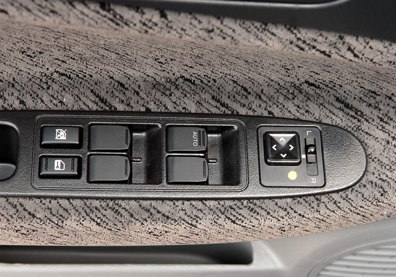 莲花汽车 竞悦 2009款 1.6L AT 时尚型