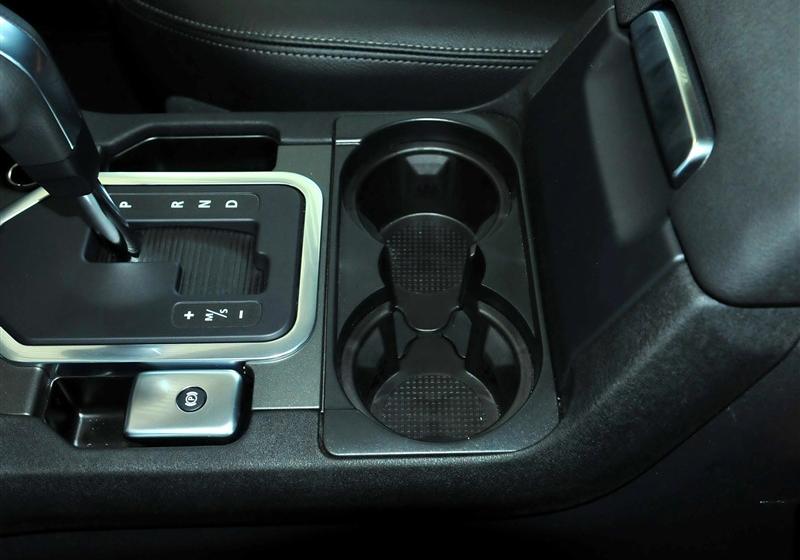 路虎 第四代发现 2011款 4.0 V6 HSE