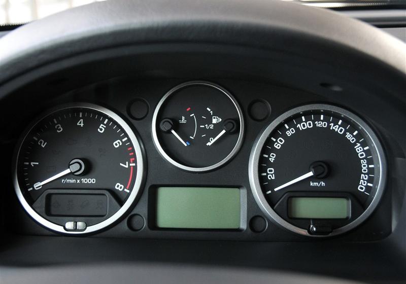 路虎 神行者2 2011款 3.2L i6 SE汽油款