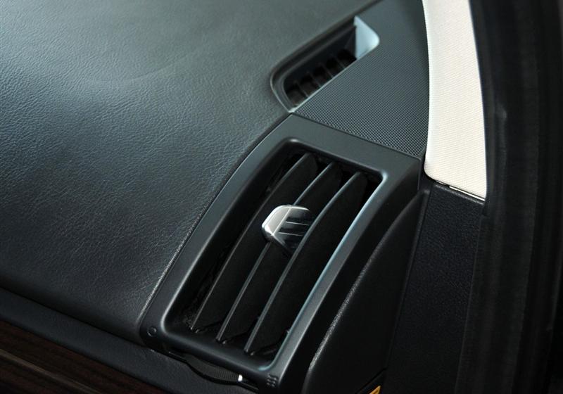 路虎 神行者2 2011款 3.2L i6 SE汽油款