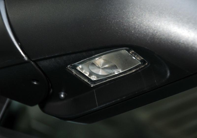 路虎 神行者2 2011款 3.2L i6 SE汽油款