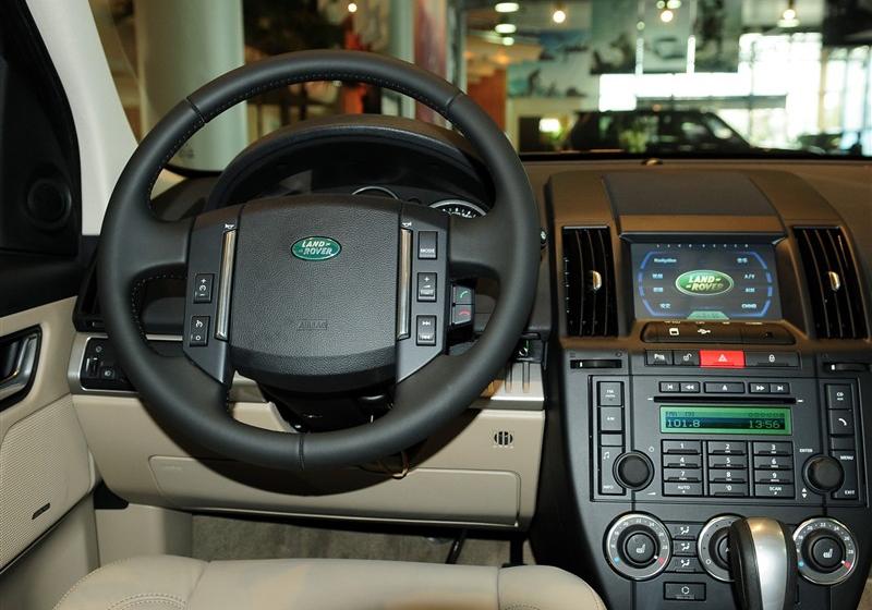 路虎 神行者2 2011款 3.2L i6 HSE汽油款