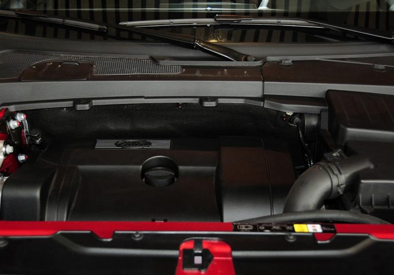 路虎 神行者2 2011款 3.2L 中国红限量版