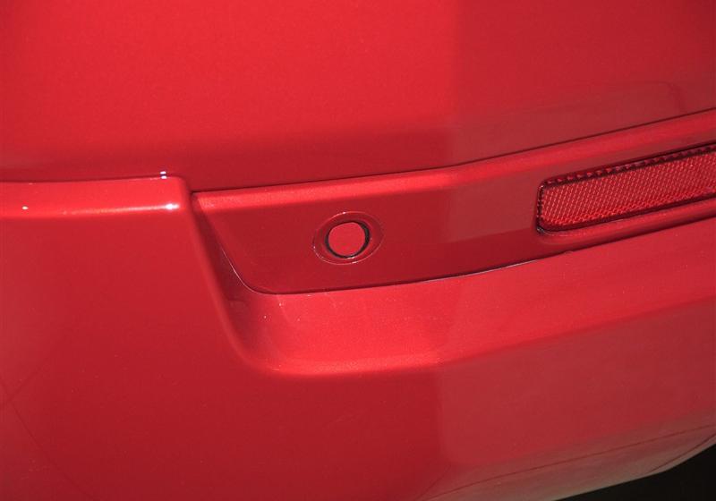 路虎 神行者2 2011款 3.2L 中国红限量版