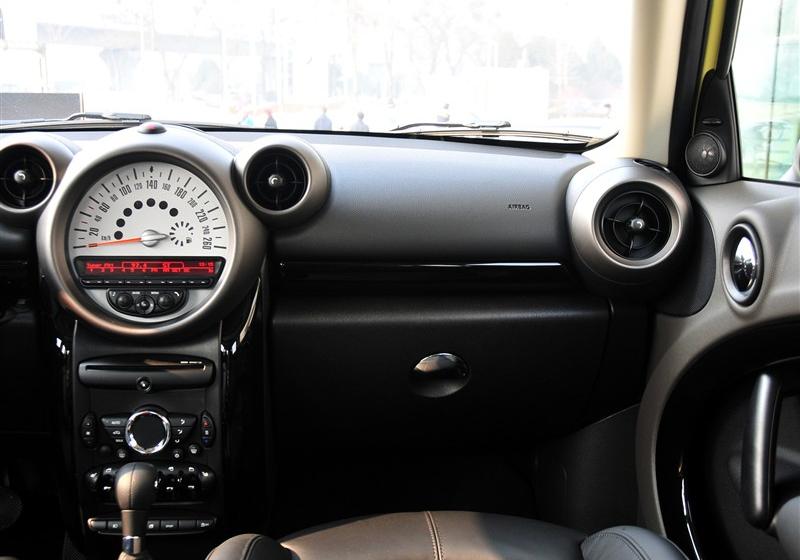 MINI MINI COUNTRYMAN 2011款 1.6L COOPER EXCITEMENT
