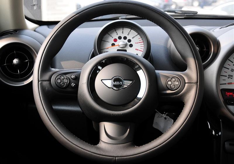 MINI MINI COUNTRYMAN 2011款 1.6L COOPER EXCITEMENT