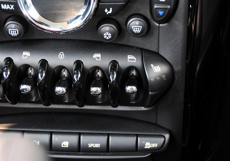 MINI MINI COUNTRYMAN 2011款 1.6L COOPER EXCITEMENT