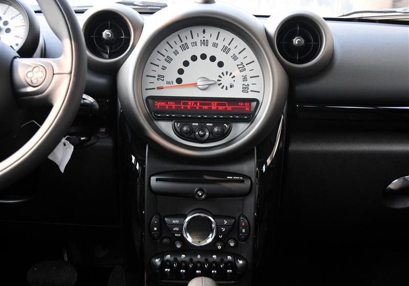 MINI MINI COUNTRYMAN 2011款 1.6L COOPER EXCITEMENT