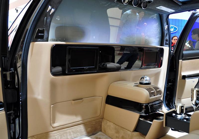 迈巴赫 迈巴赫 2009款 6.0T 62 齐柏林