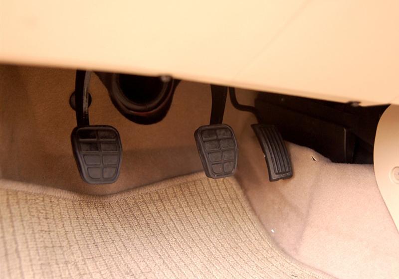 奇瑞汽车 风云2 2010款 1.5 两厢 进取型