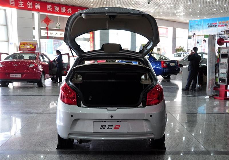 奇瑞汽车 风云2 2010款 1.5 尊贵型