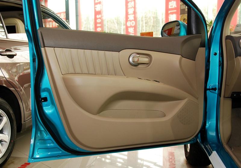 东风日产 骊威 2010款 劲悦版1.6GT AT炫能型