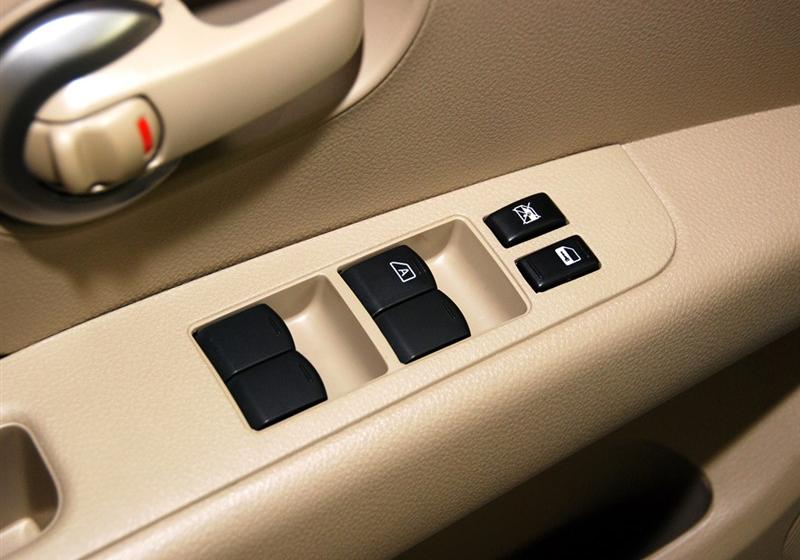 东风日产 骊威 2010款 劲悦版1.6GT AT炫能型