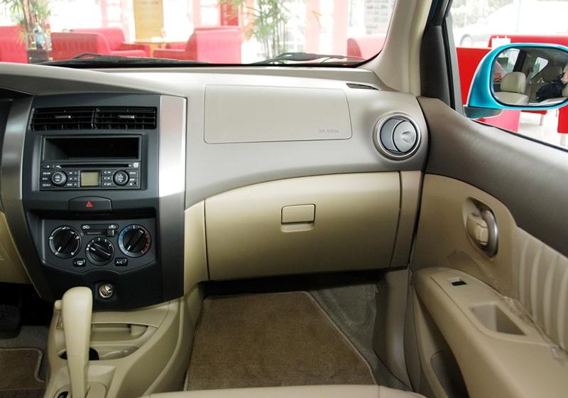 东风日产 骊威 2010款 劲悦版1.6GT AT炫能型
