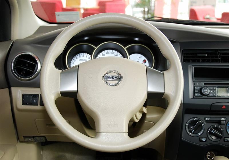 东风日产 骊威 2010款 劲悦版1.6GT AT炫能型