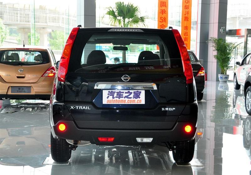 东风日产 奇骏 2010款 2.0L XE 舒适版 MT 4WD