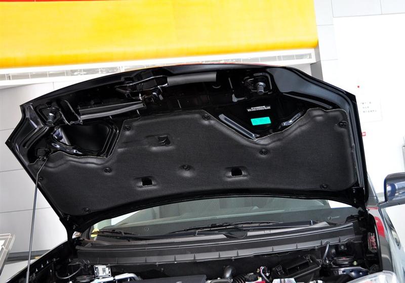 东风日产 奇骏 2010款 2.0L XE 舒适版 MT 4WD