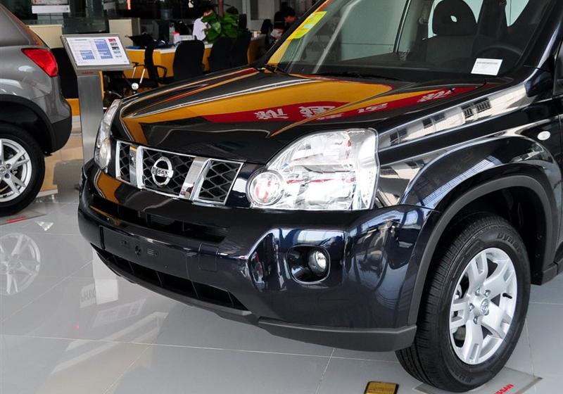 东风日产 奇骏 2010款 2.0L XE 舒适版 MT 4WD