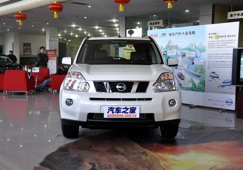 东风日产 奇骏 2010款 2.5L XL 豪华版 CVT 4WD