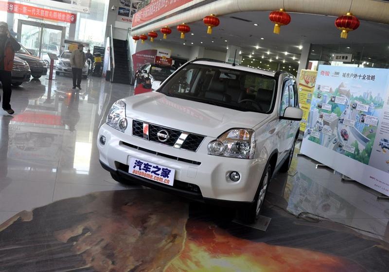 东风日产 奇骏 2010款 2.5L XL 豪华版 CVT 4WD