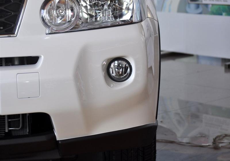 东风日产 奇骏 2010款 2.5L XL 豪华版 CVT 4WD