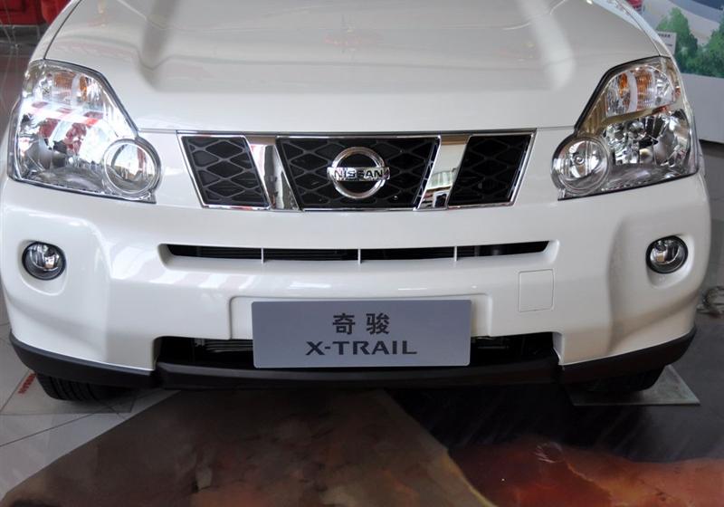 东风日产 奇骏 2010款 2.5L XL 豪华版 CVT 4WD