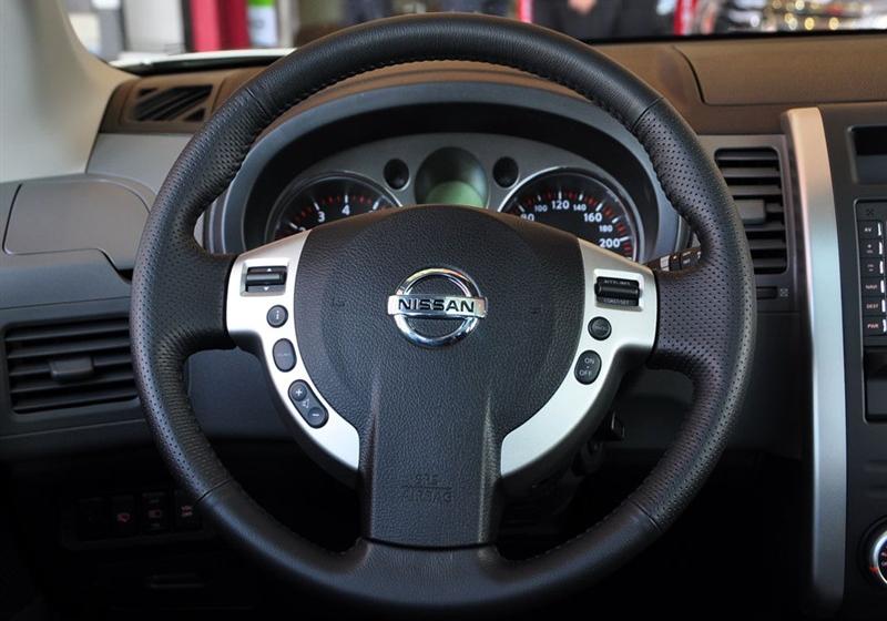东风日产 奇骏 2010款 2.5L XV 至尊版 CVT 4WD