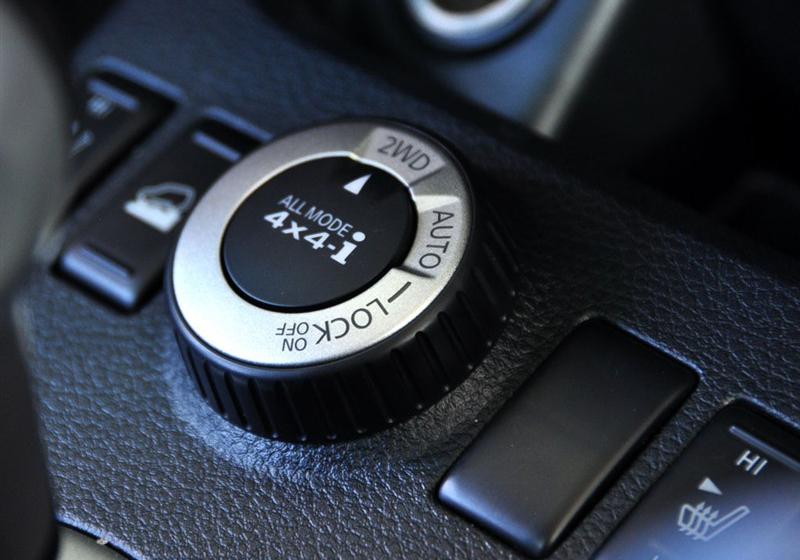 东风日产 奇骏 2010款 2.5L XV 至尊版 CVT 4WD