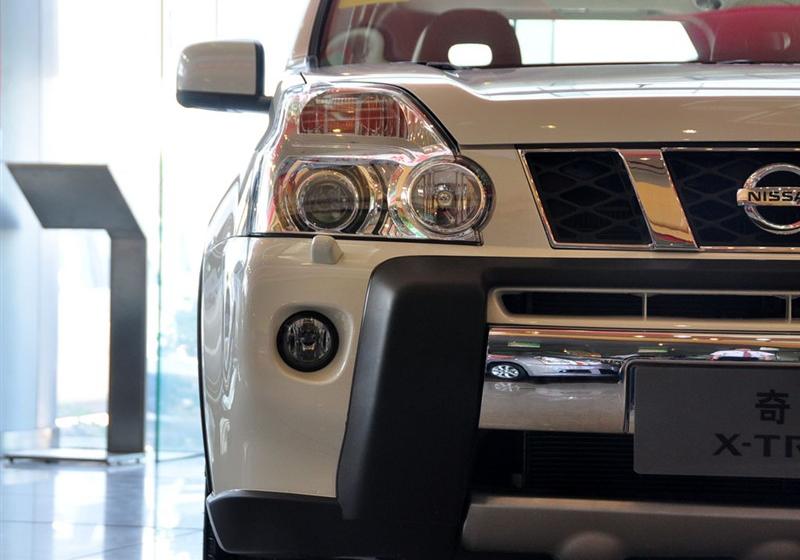 东风日产 奇骏 2010款 2.5L XV 至尊版 CVT 4WD