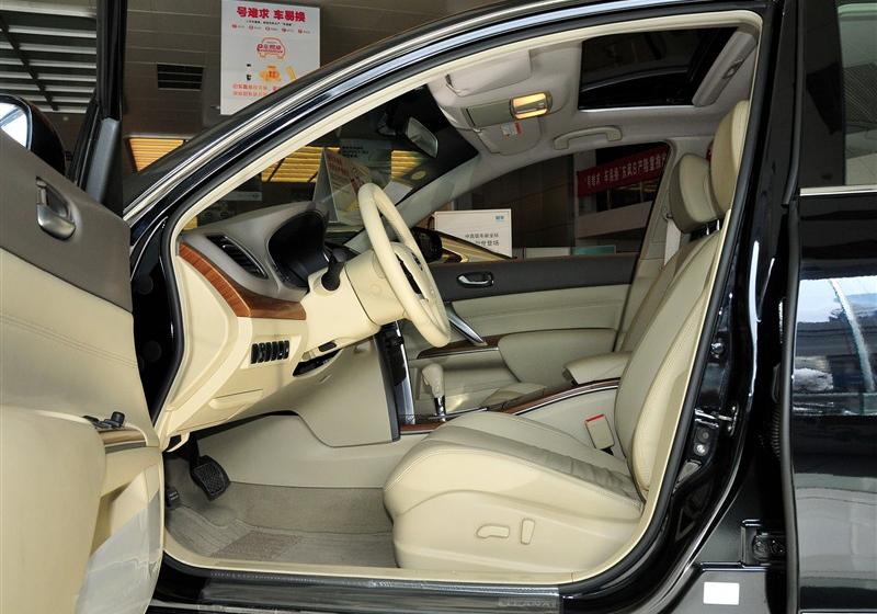 东风日产 天籁 2011款 2.0L XL荣耀版
