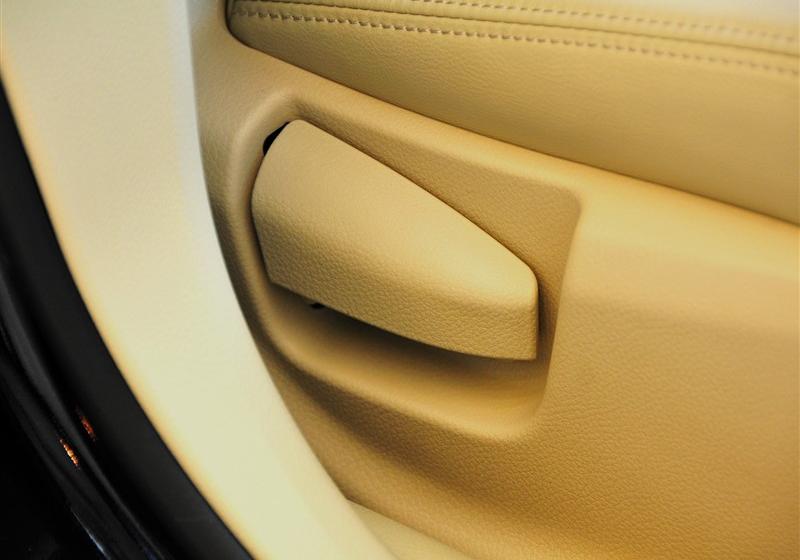 东风日产 天籁 2011款 2.0L XL荣耀版