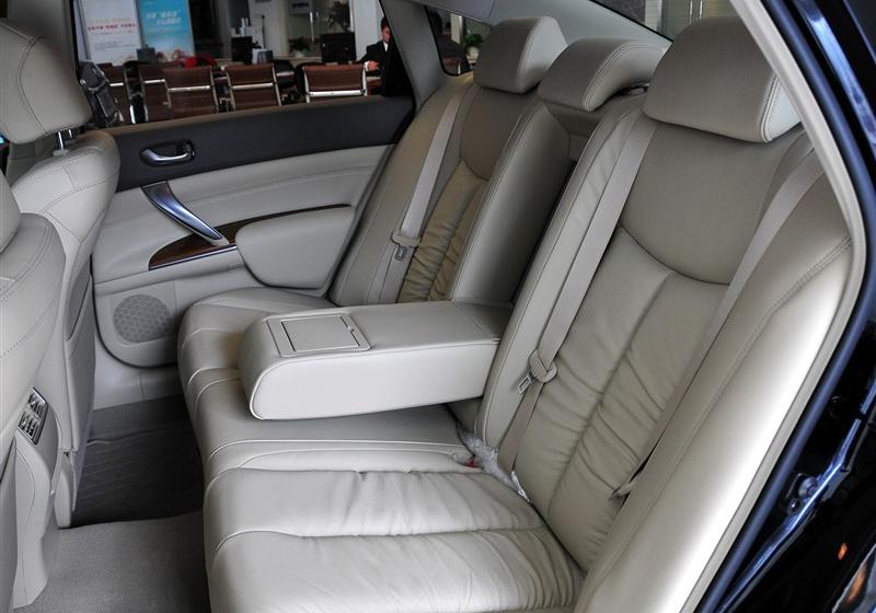 东风日产 天籁 2011款 2.0L XL荣耀版