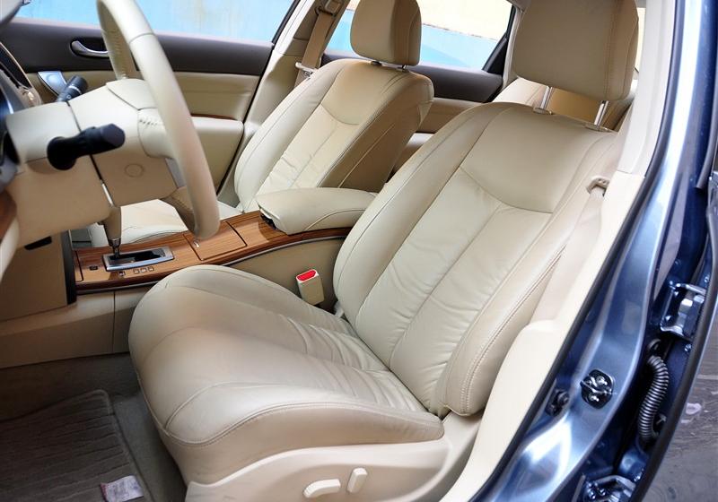 东风日产 天籁 2011款 2.5L XL-NAVI 智领版