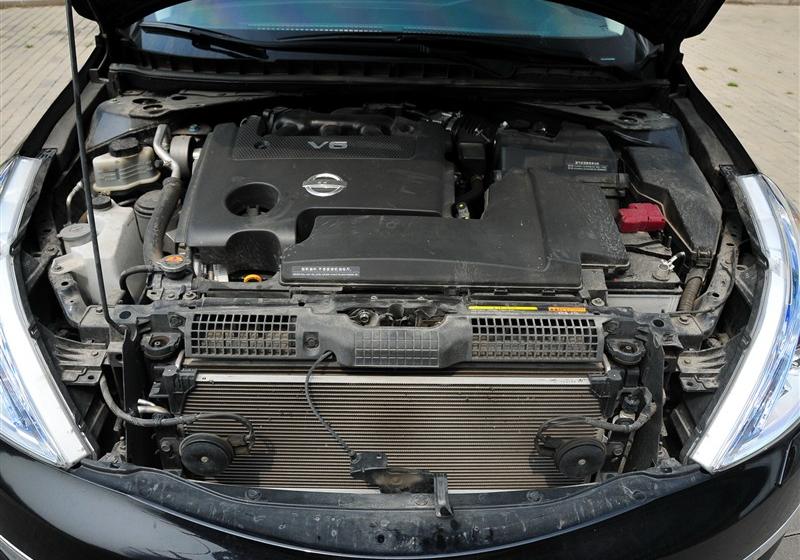 东风日产 天籁 2011款 公爵 2.5L XV 尊雅版