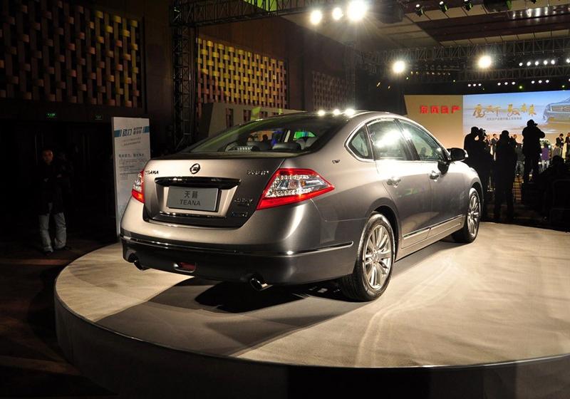 东风日产 天籁 2011款 公爵 2.5L XV VIP 尊尚版