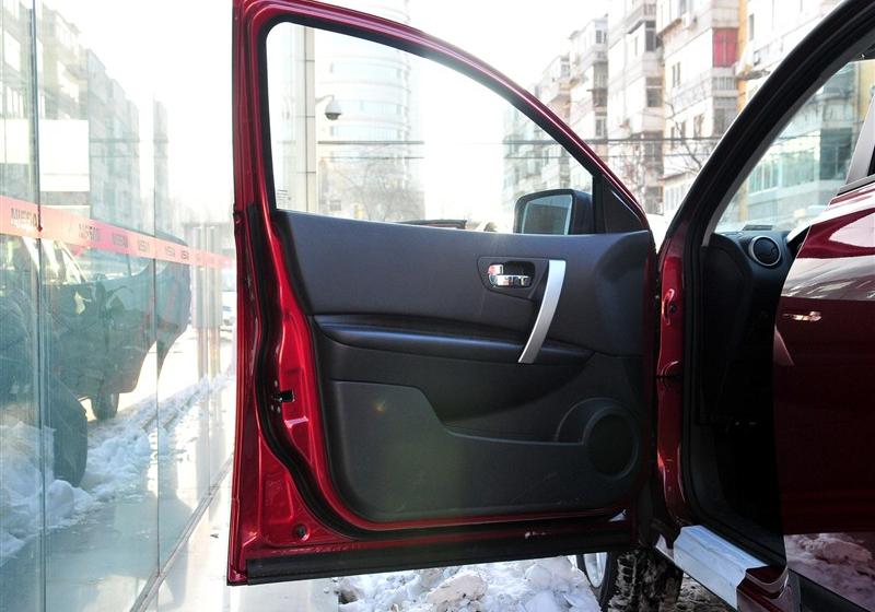 东风日产 逍客 2011款 2.0XV 雷 CVT 2WD