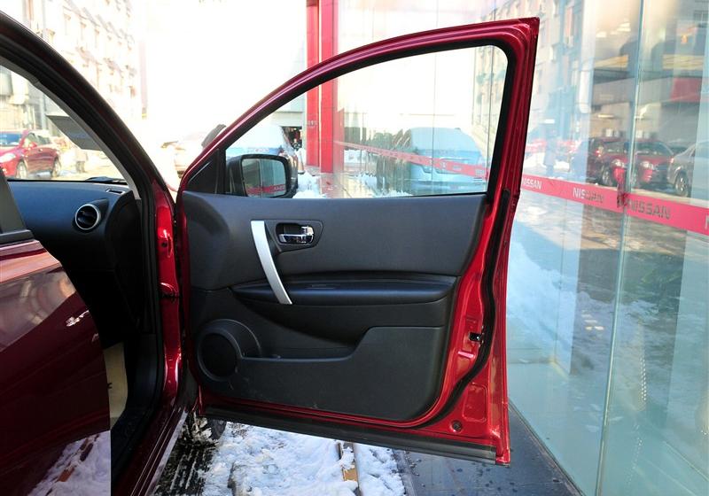 东风日产 逍客 2011款 2.0XV 雷 CVT 2WD