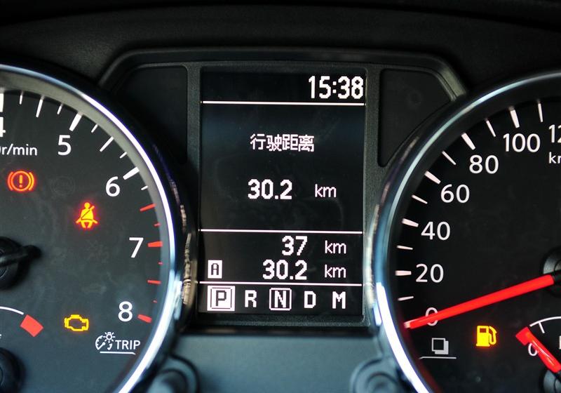 东风日产 逍客 2011款 2.0XV 雷 CVT 2WD