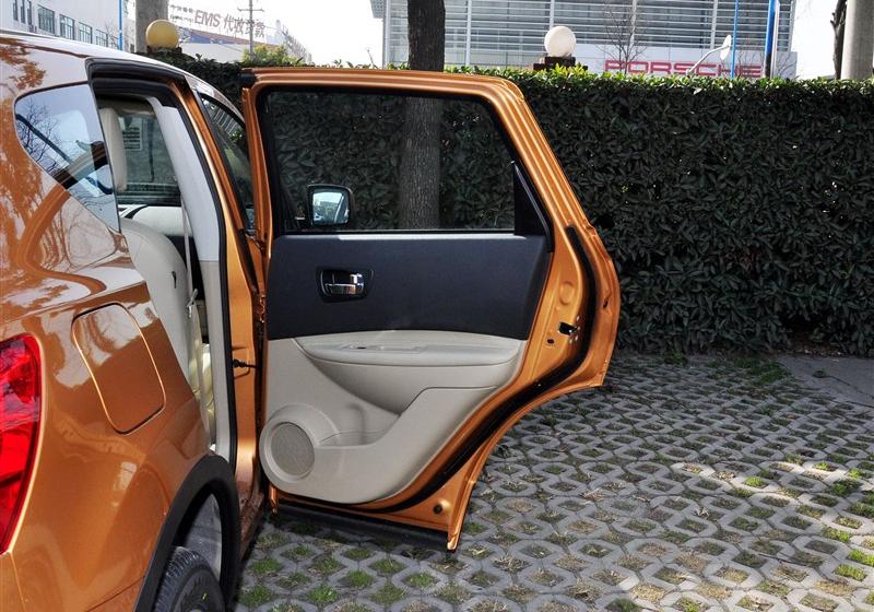 东风日产 逍客 2011款 2.0XV 龙 CVT 4WD