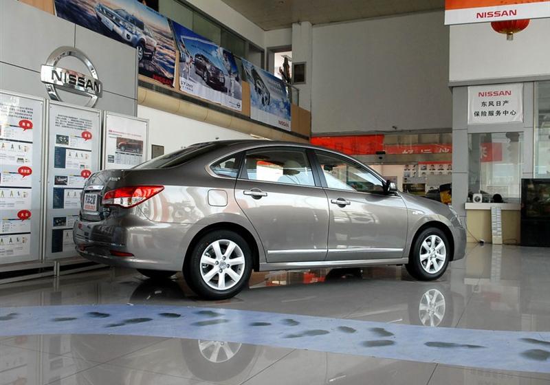 东风日产 轩逸 2009款 2.0XL 科技天窗版
