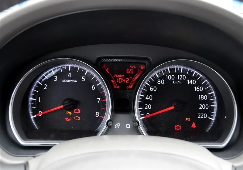 东风日产 阳光 2011款 1.5XV 尊贵版 MT